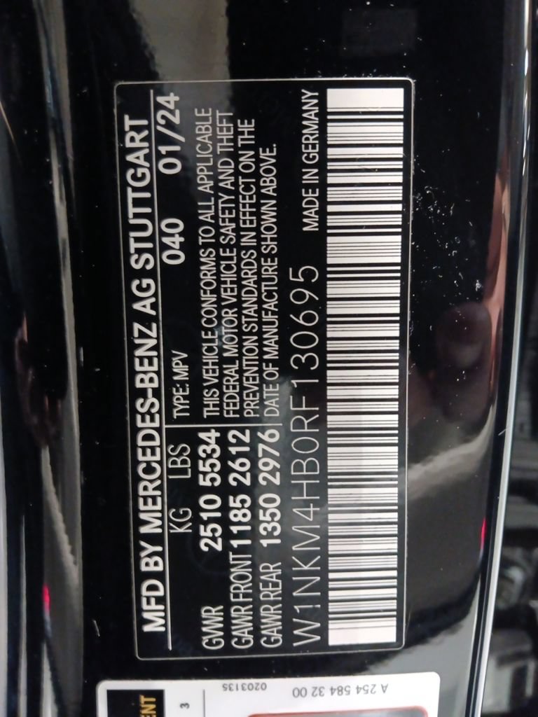Used 2024 Mercedes-Benz GLC 300 4MATIC image 10