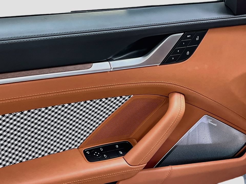Certified 2023 Porsche 911 Sport Classic RWD image 19