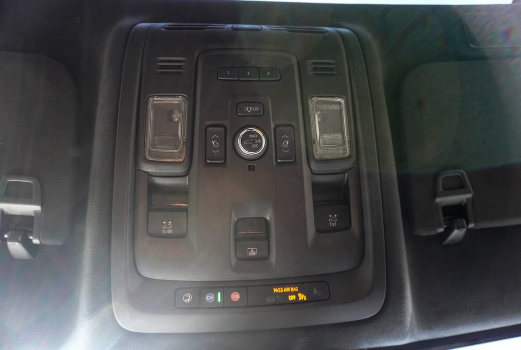 Used 2024 Cadillac Escalade V AWD/4WD image 35
