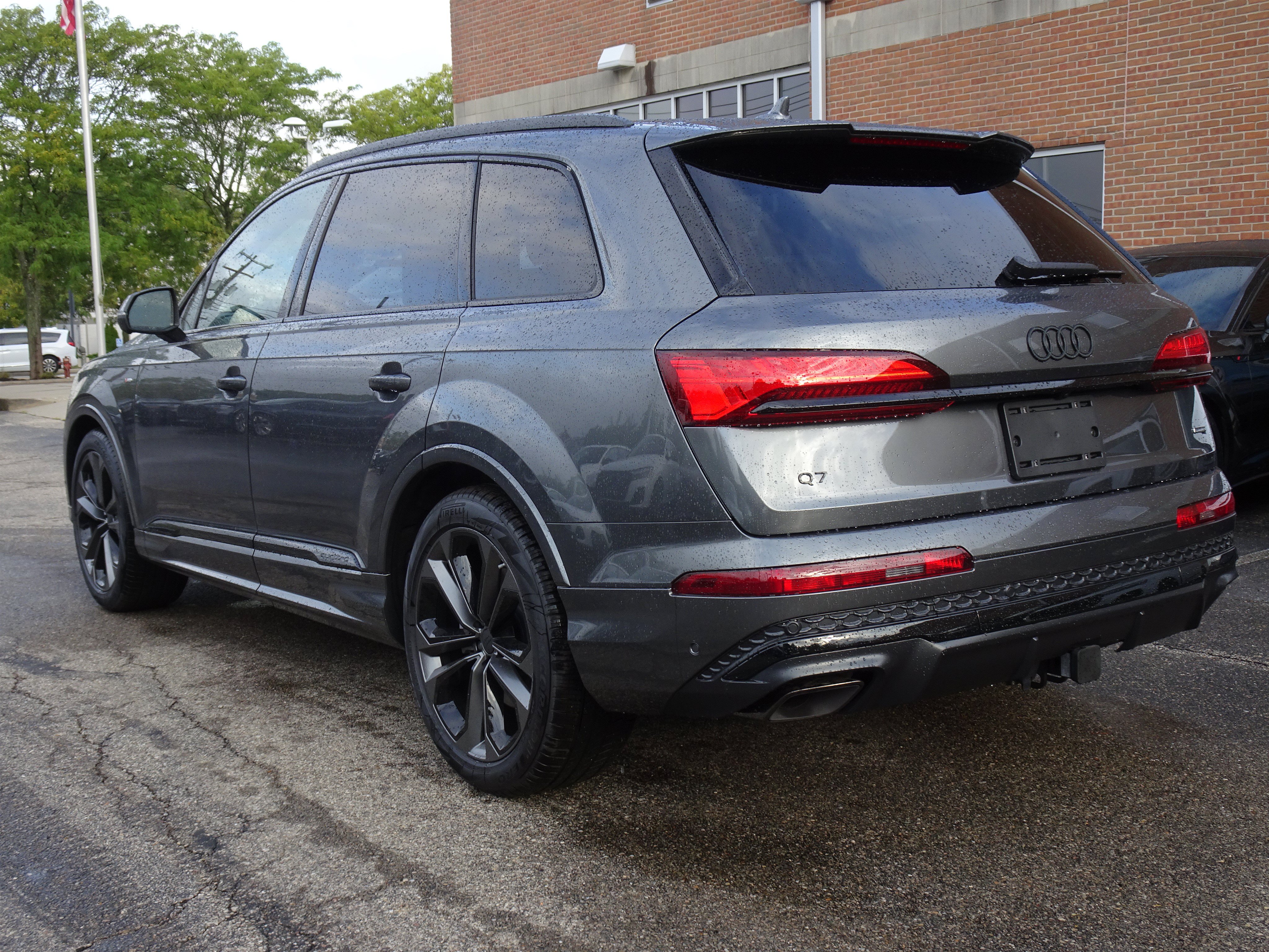 New 2026 Audi Q7 Premium Plus AWD/4WD image 3