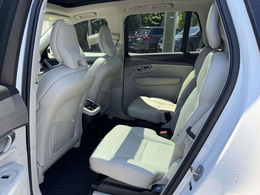 Used 2023 Volvo XC90 B6 Plus w/ Protection Package Premier AWD/4WD image 15