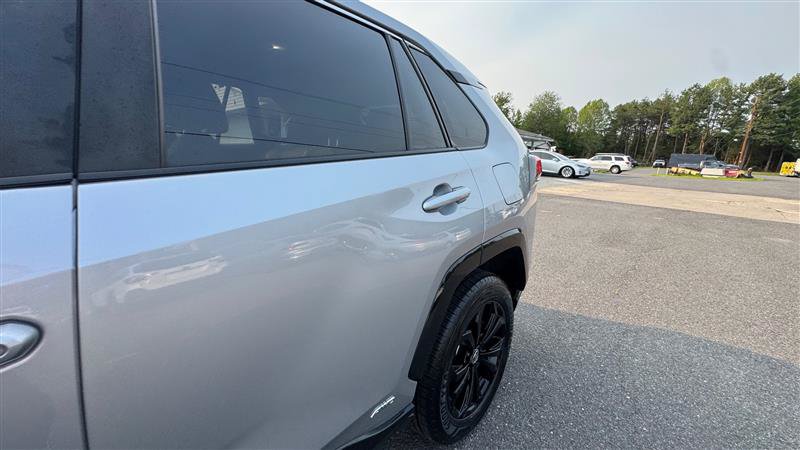 Used 2022 Toyota RAV4 SE w/ SE Grade Weather Package AWD/4WD image 14