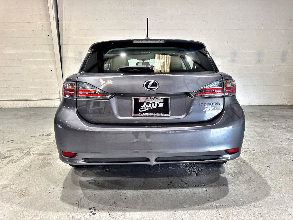 Used 2012 Lexus CT 200h Premium w/ Premium Audio Pkg FWD image 24