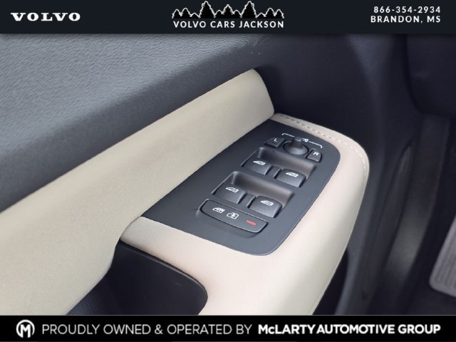 New 2026 Volvo XC60 B5 Plus w/ Protection Package Premier AWD/4WD image 13