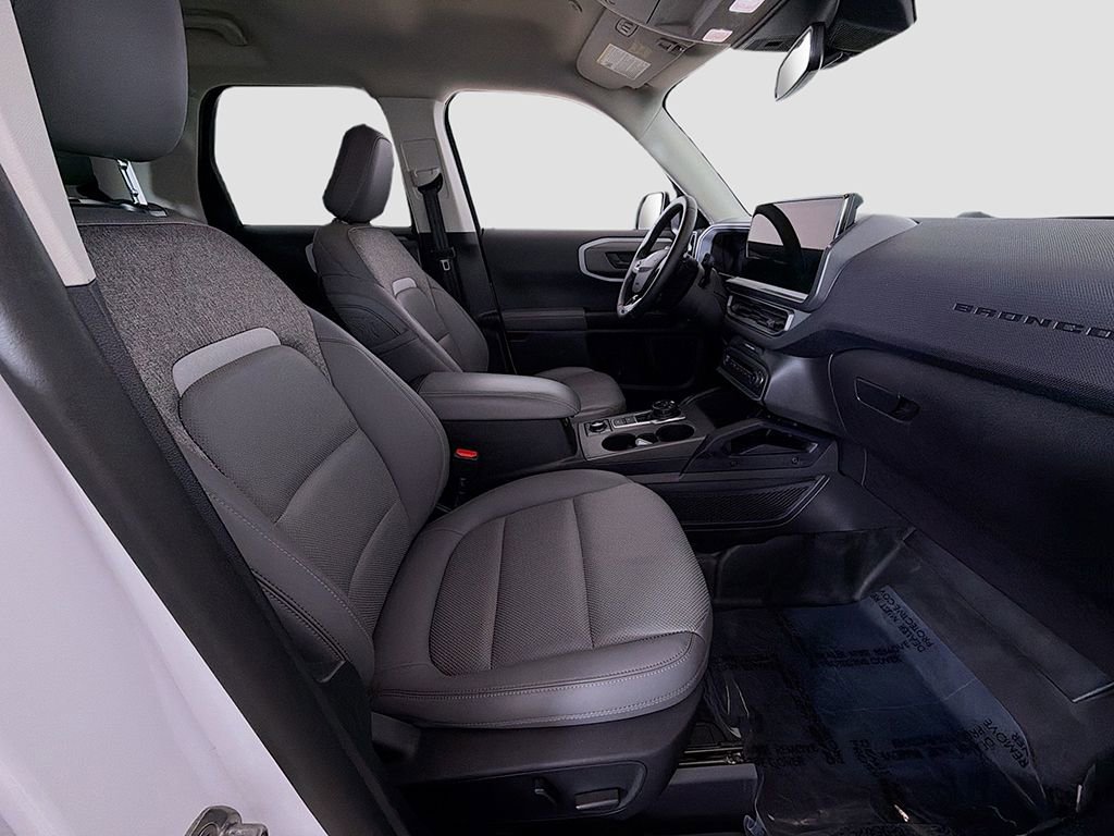 Used 2025 Ford Bronco Sport Badlands image 19