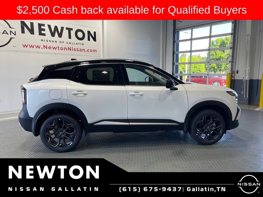 New 2026 Nissan Kicks SR FWD image 9
