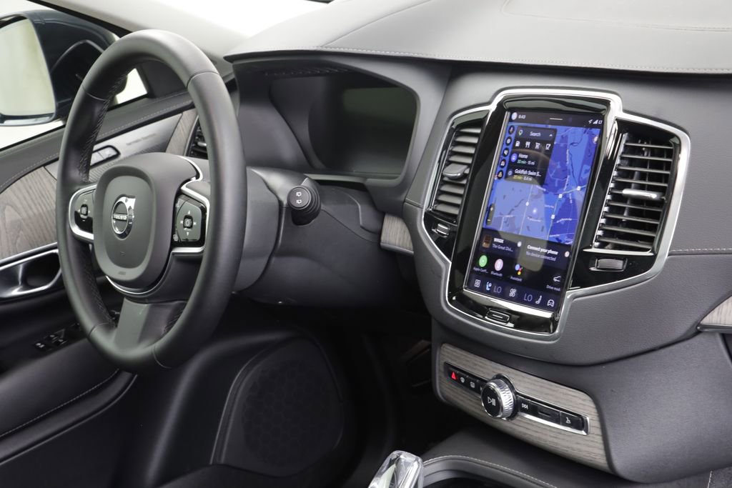 Used 2023 Volvo XC90 B6 Ultimate w/ Protection Package Premier image 23