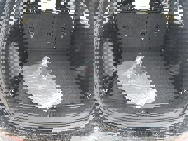 New 2026 Jeep Grand Cherokee Laredo image 19