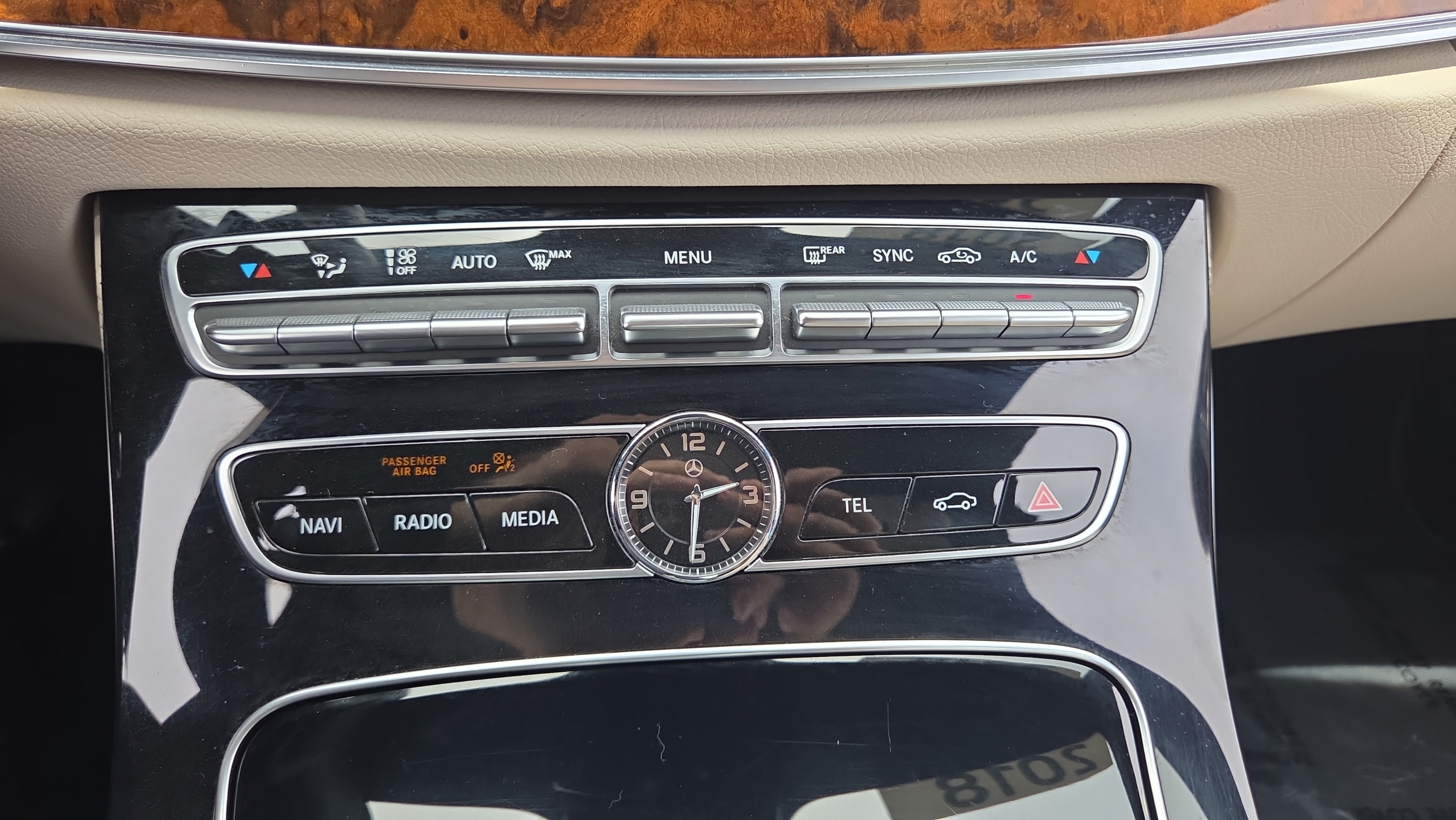 Used 2018 Mercedes-Benz E 300 image 29