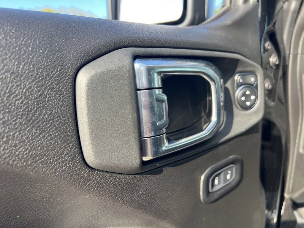 New 2025 Jeep Gladiator Sport AWD/4WD image 19