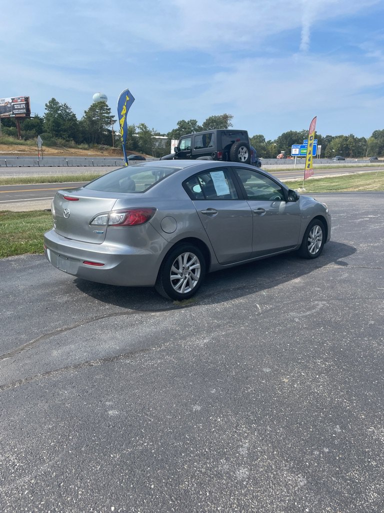 Used 2012 MAZDA MAZDA3 i Touring FWD image 5