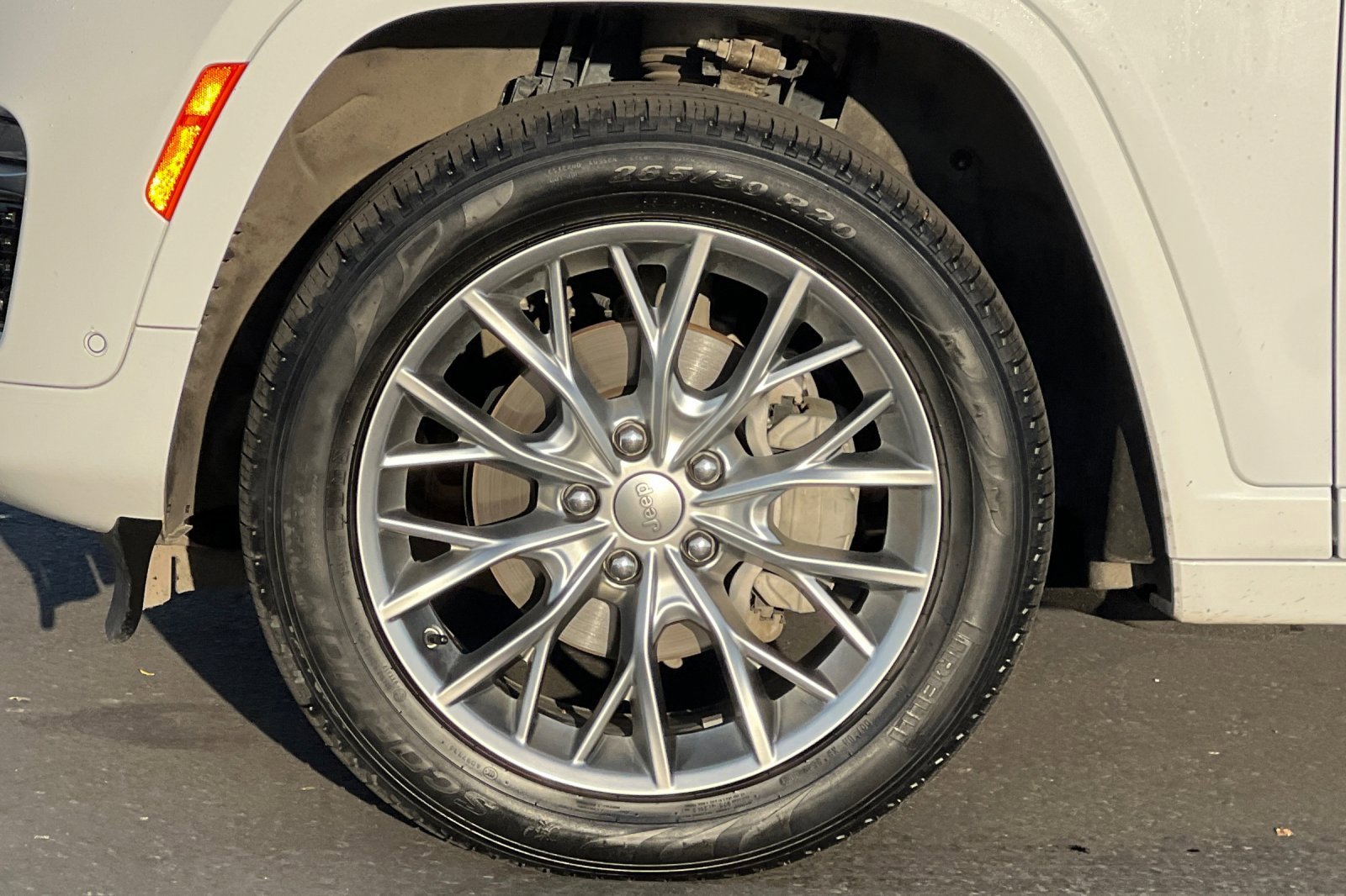 Used 2024 Jeep Grand Cherokee Summit image 29