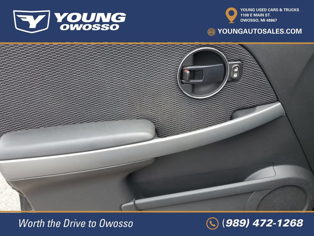 Used 2006 Pontiac Torrent 2WD image 14