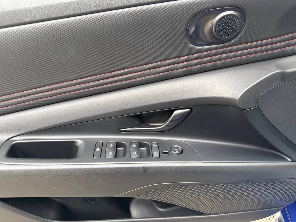Certified 2022 Hyundai Elantra N Line FWD image 13
