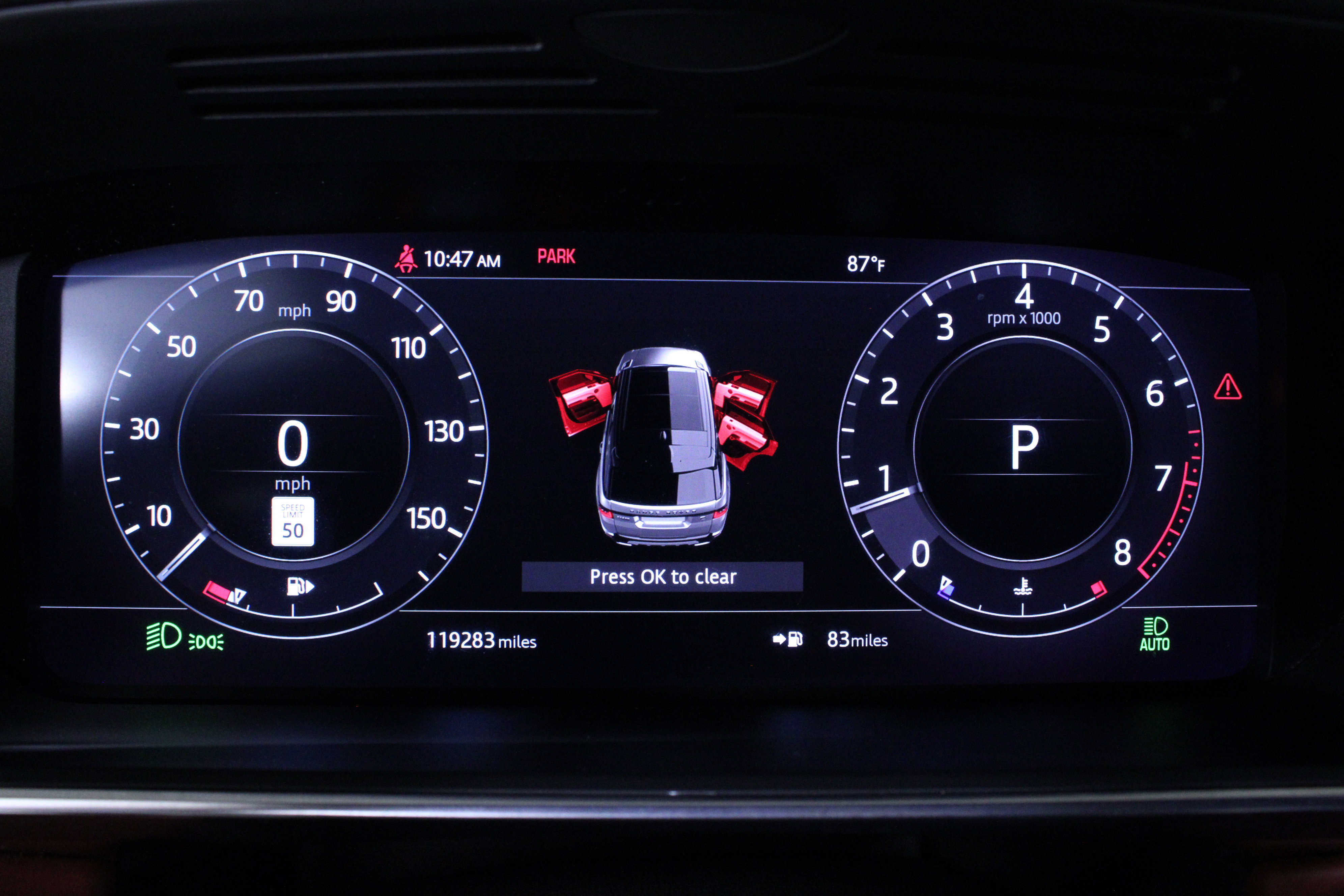 Used 2018 Land Rover Range Rover Sport HSE Dynamic image 24