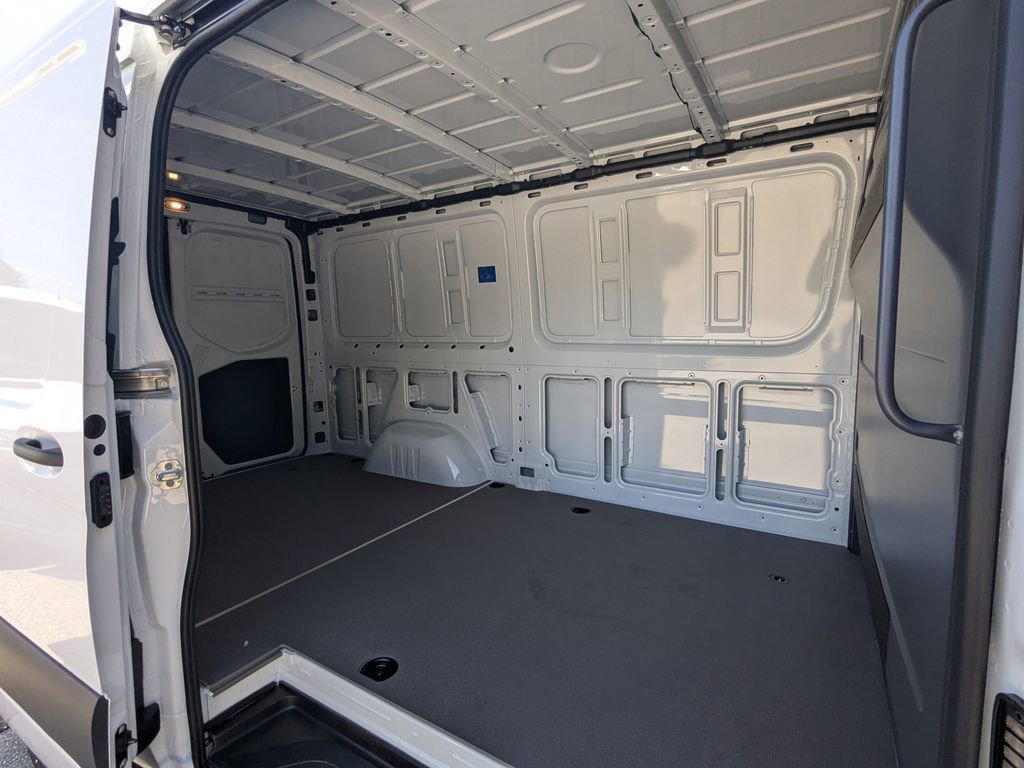 New 2026 Mercedes-Benz Sprinter 2500 image 11