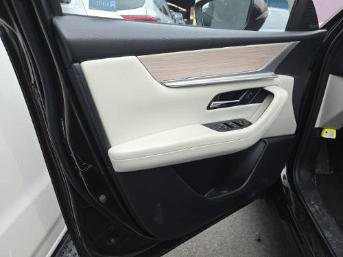 Used 2024 MAZDA CX-90 Plug-In Hybrid w/ Premium Plus AWD/4WD image 19