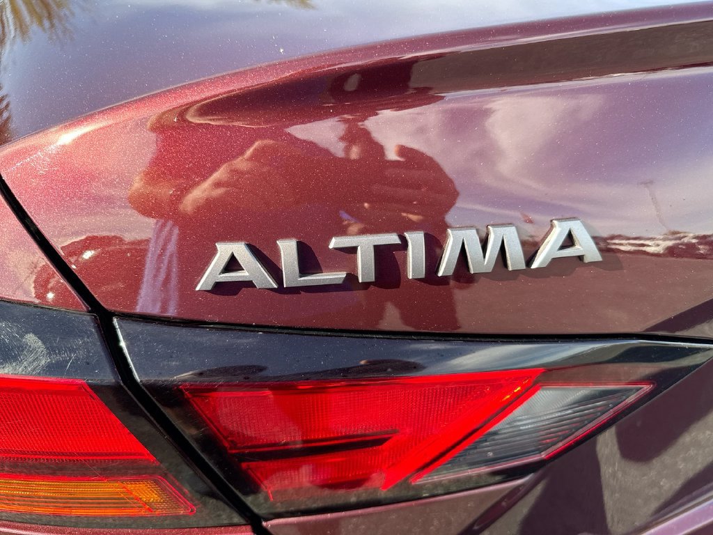 Used 2025 Nissan Altima 2.5 SV AWD/4WD image 25