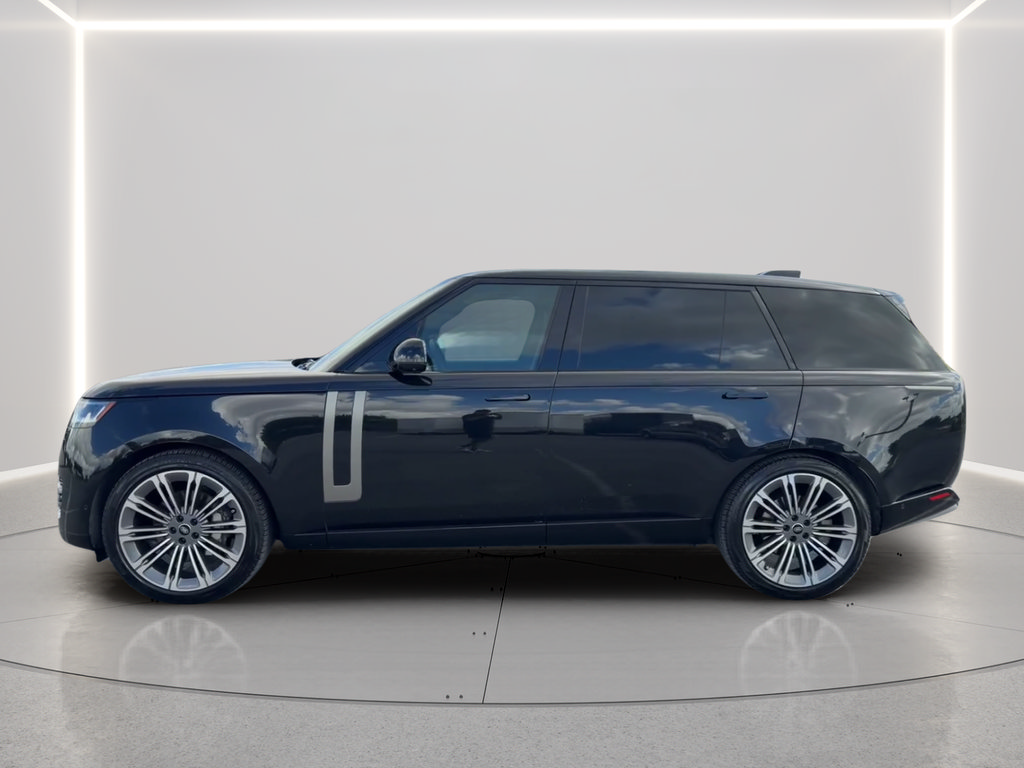 Used 2024 Land Rover Range Rover Long Wheelbase SE AWD/4WD image 8