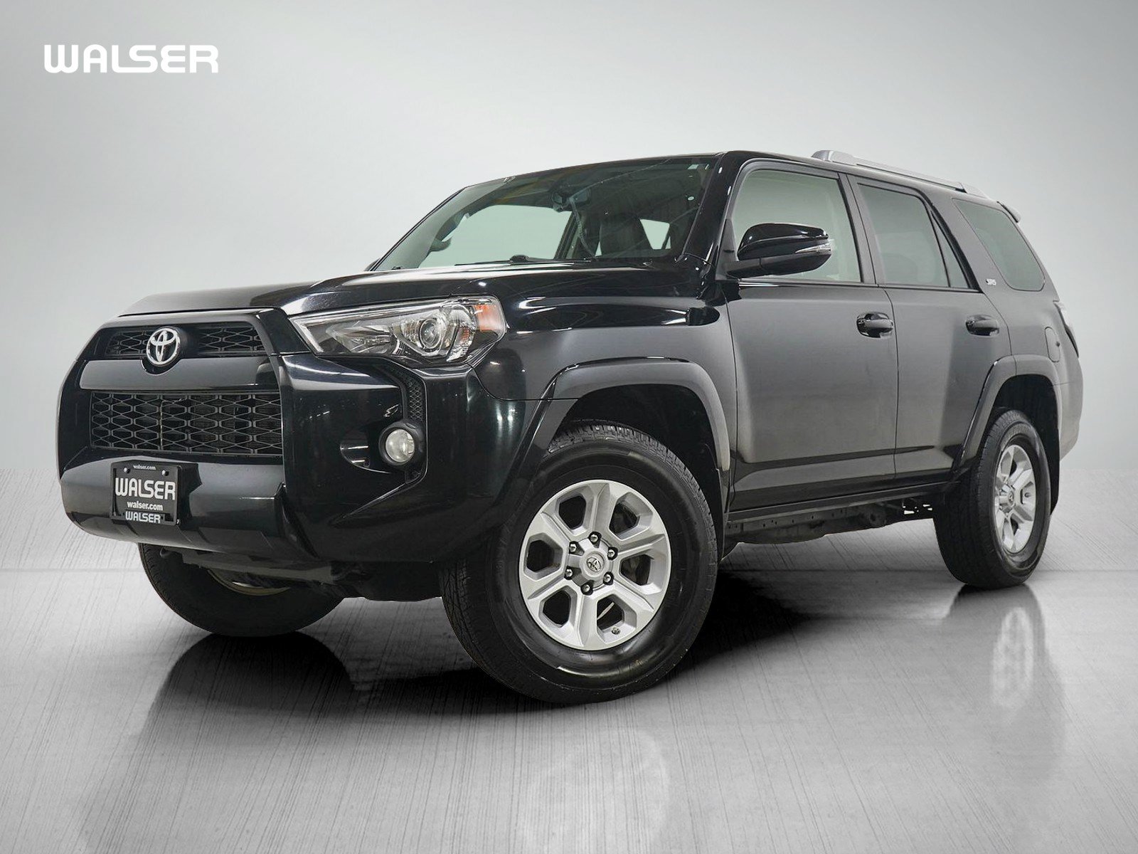 Used 2018 Toyota 4Runner SR5 Premium AWD/4WD image 1