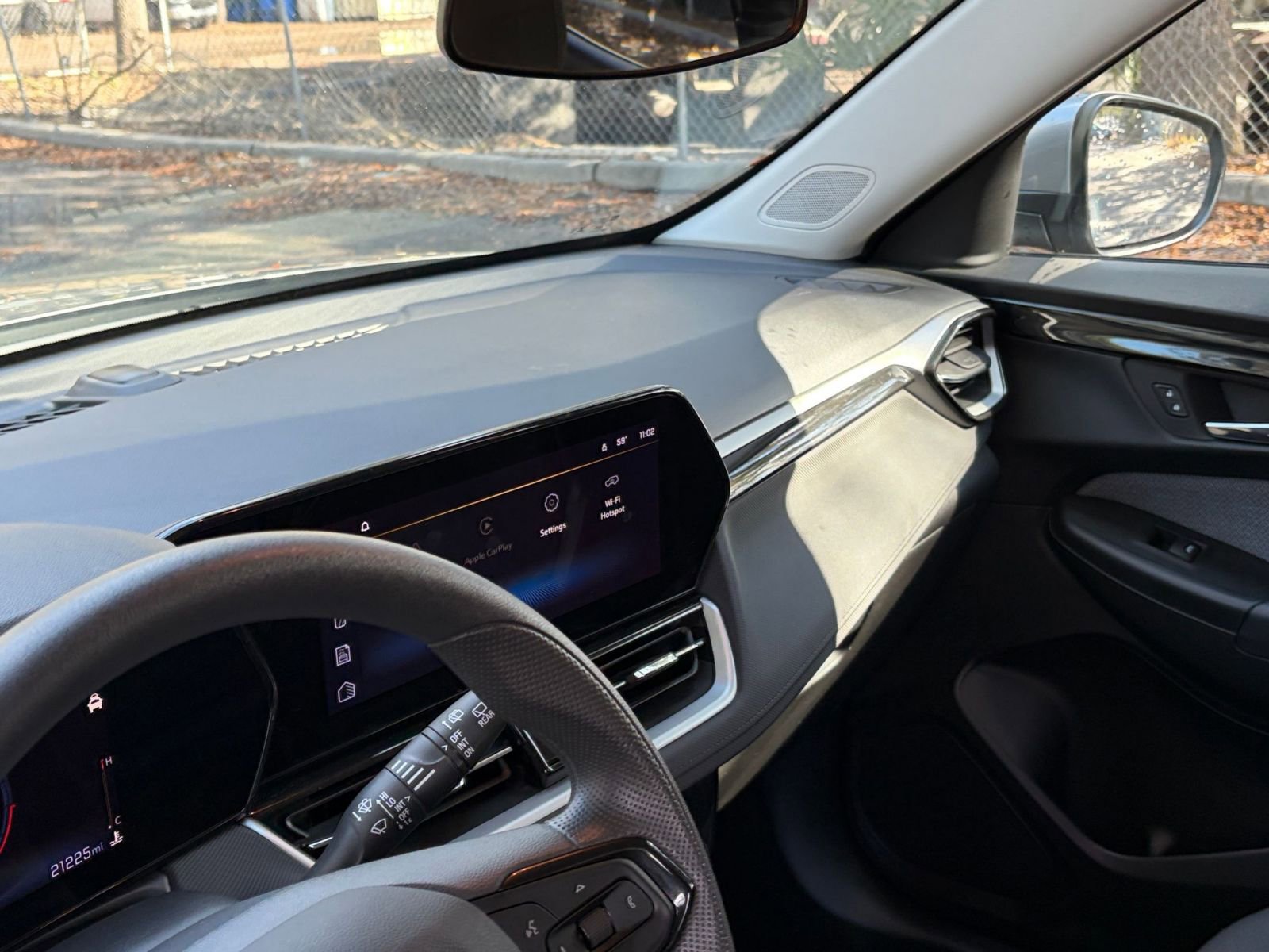 Used 2025 Chevrolet TrailBlazer LT image 29