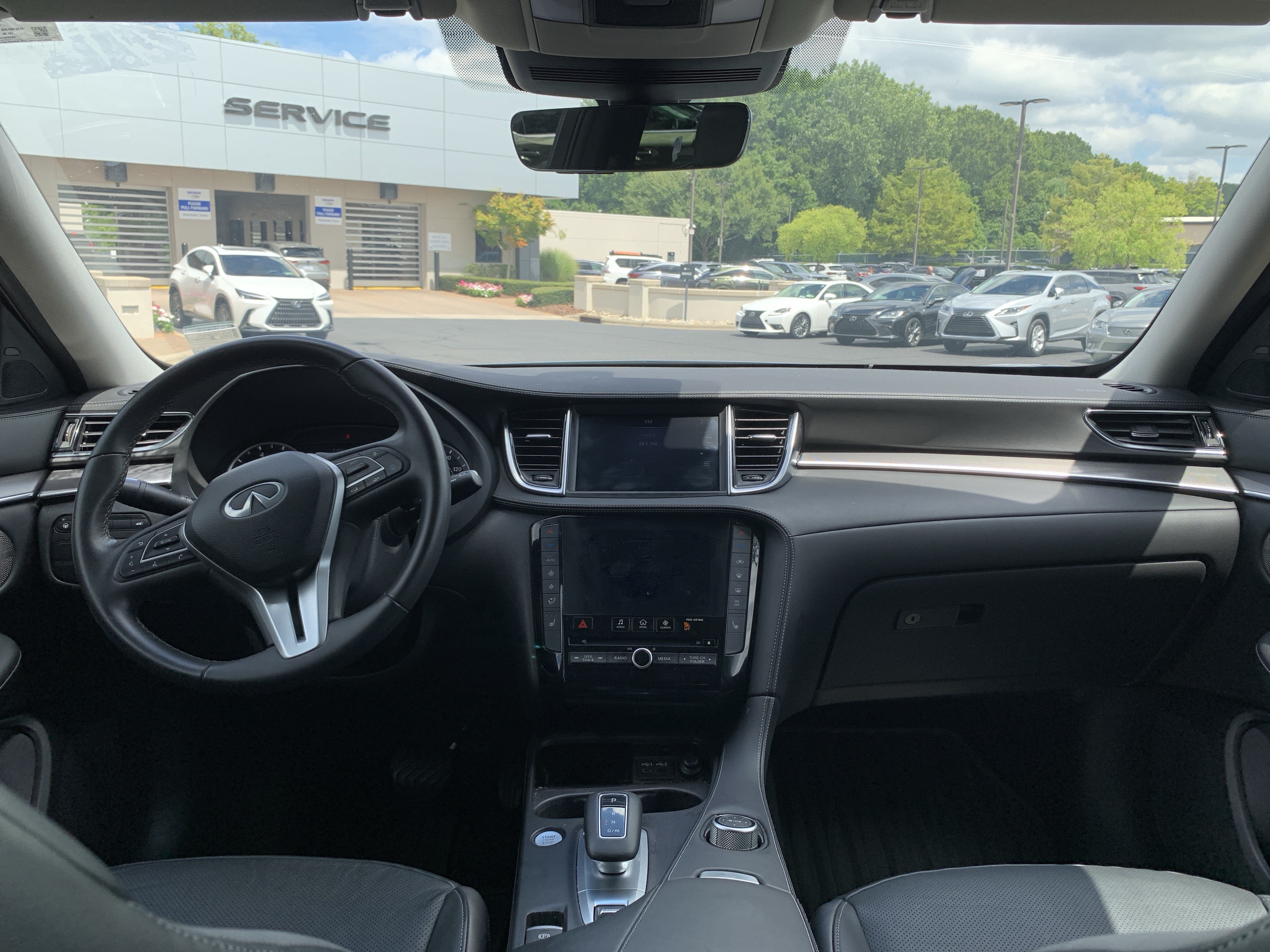 Used 2023 INFINITI QX50 Luxe FWD image 30