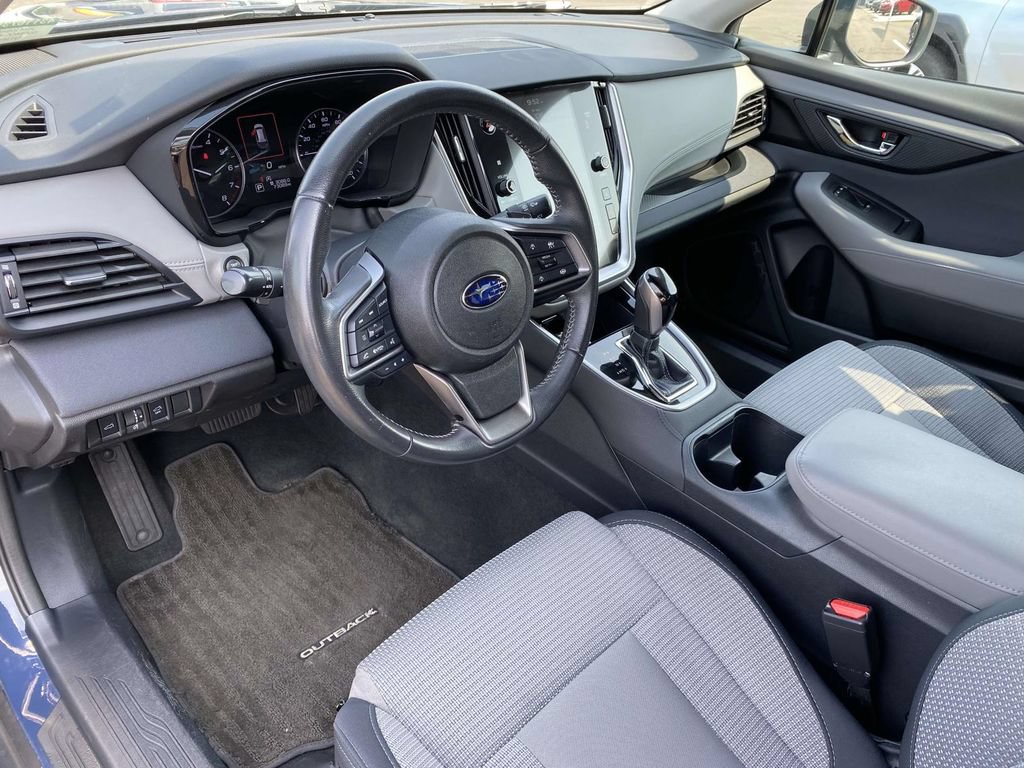 Certified 2024 Subaru Outback Premium AWD/4WD image 17