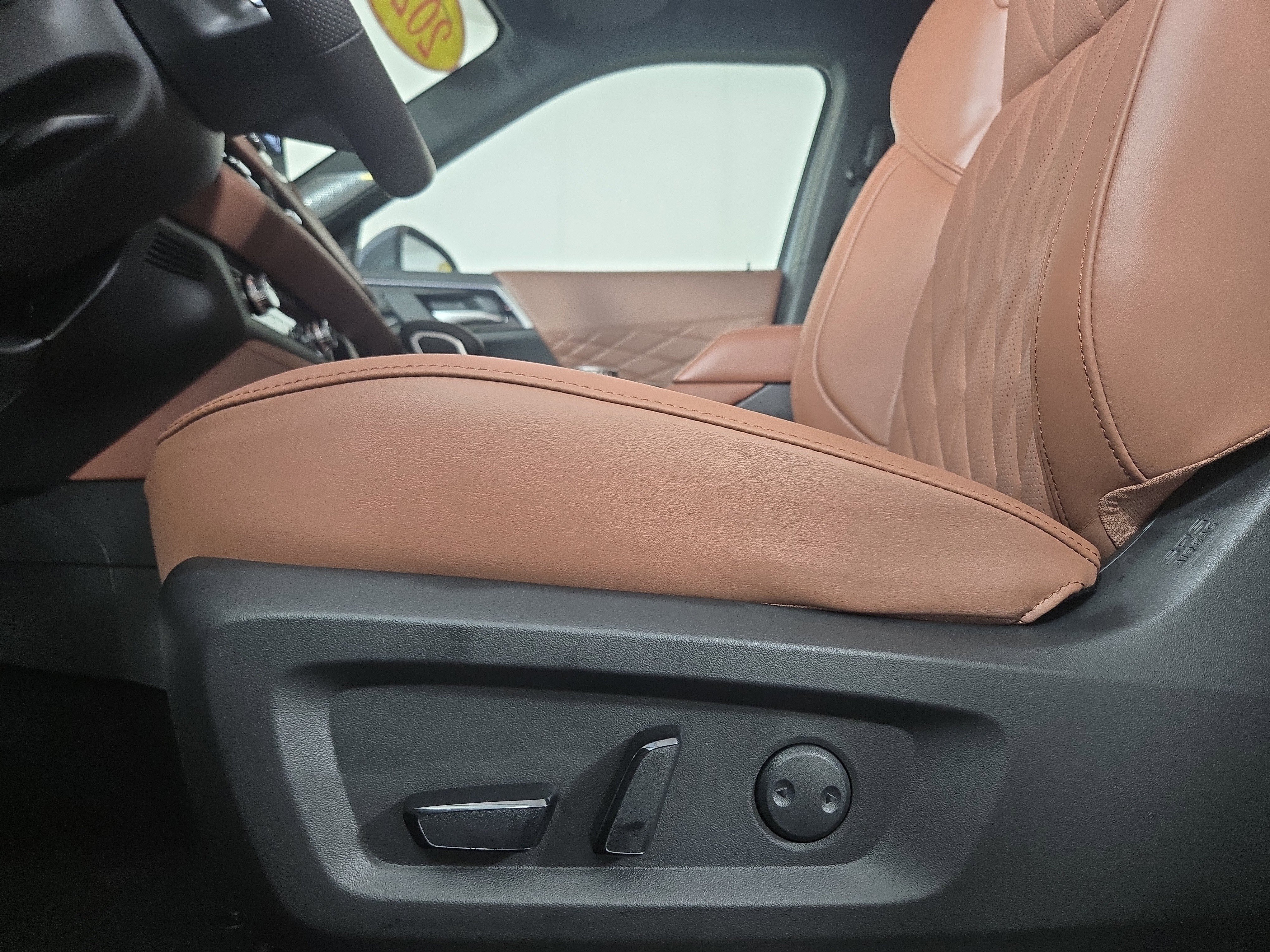 New 2026 Mitsubishi Outlander SEL image 31