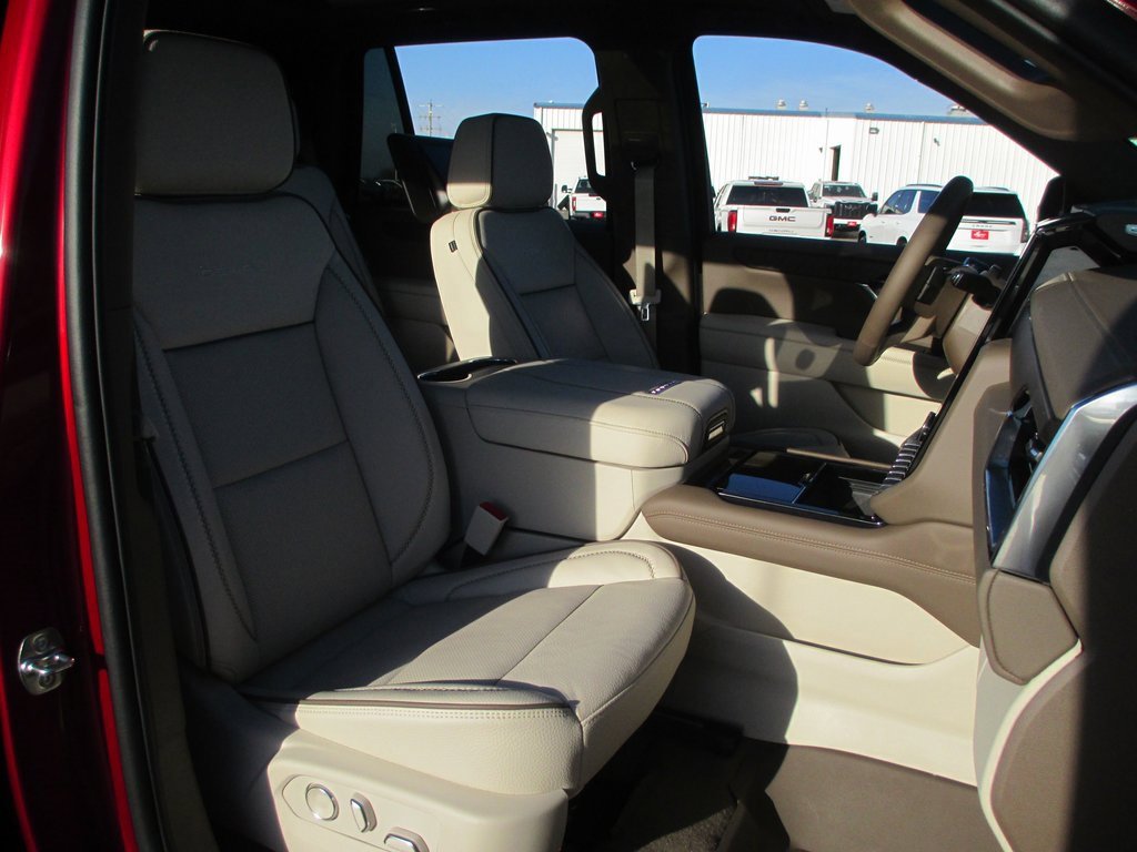 Certified 2025 GMC Yukon Denali w/ Denali Reserve Package image 24