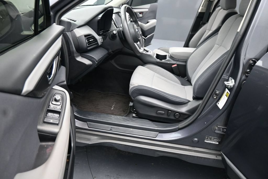 Used 2023 Subaru Outback Premium AWD/4WD image 17