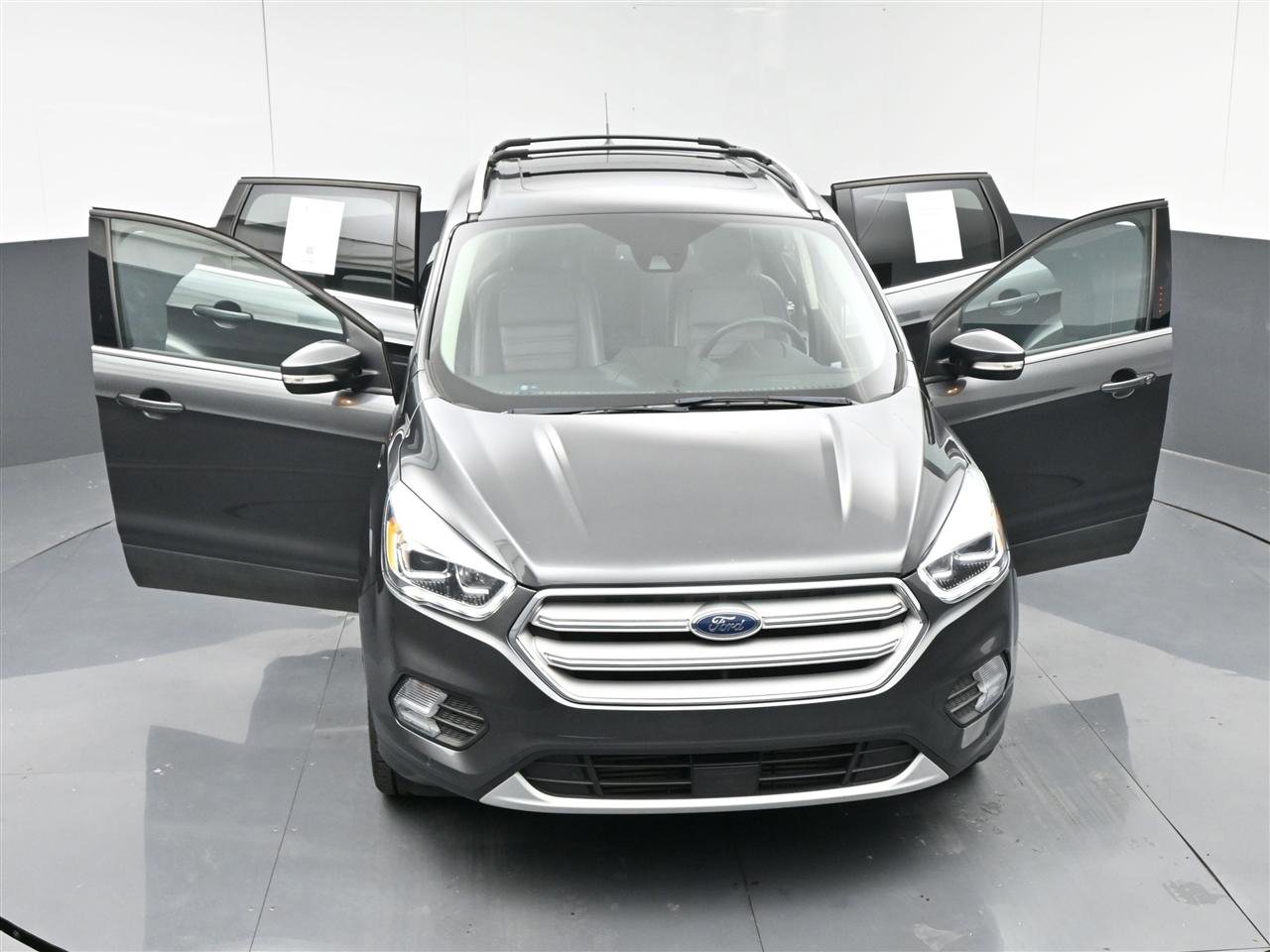 Used 2019 Ford Escape Titanium FWD image 38