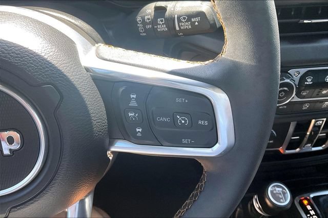 Used 2024 Jeep Wrangler Unlimited Sahara AWD/4WD image 16