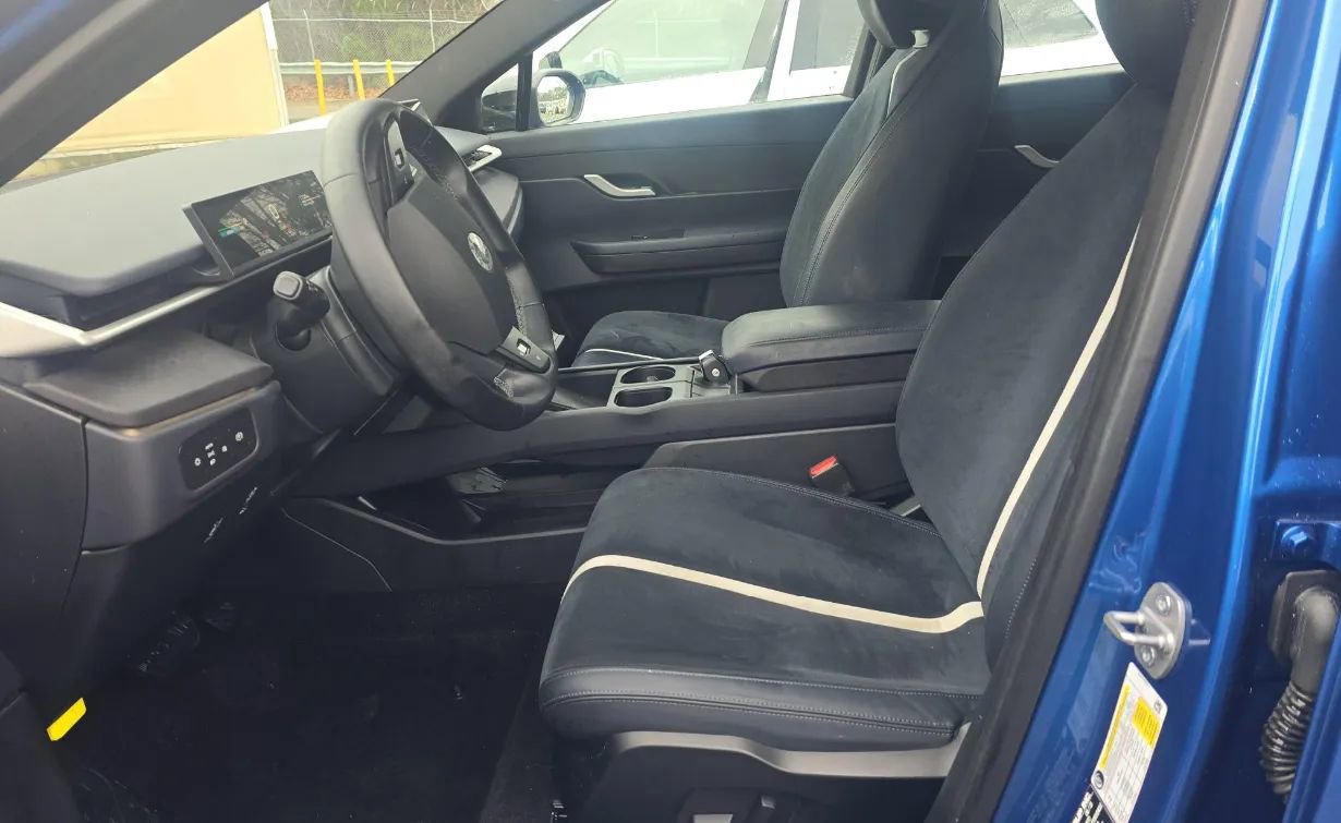 Used 2023 Fisker Ocean One image 3