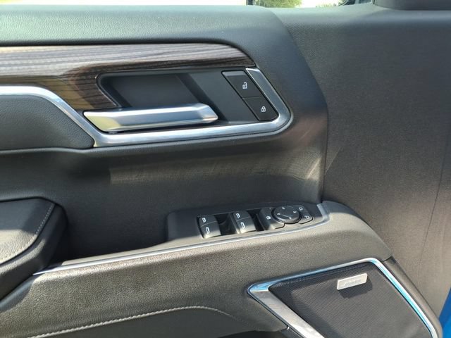 Used 2025 Chevrolet Silverado 1500 LT Trail Boss w/ Convenience Package II AWD/4WD image 13