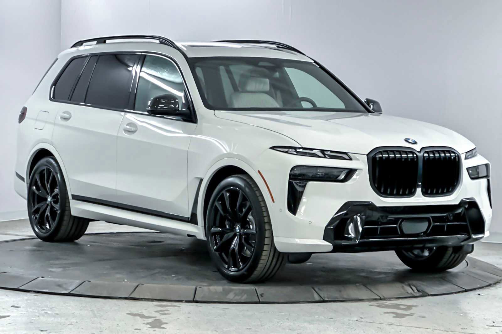 New 2026 BMW X7 xDrive40i w/ M Sport Package image 9