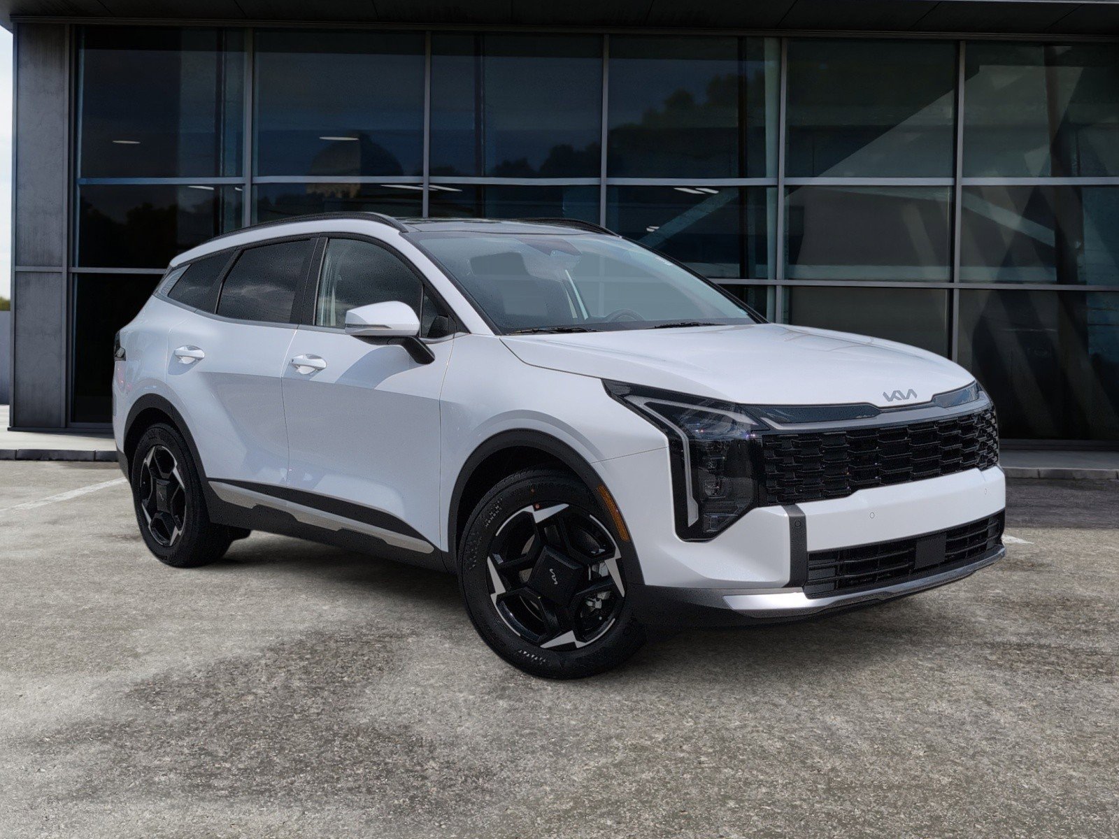 New 2026 Kia Sportage EX image 1