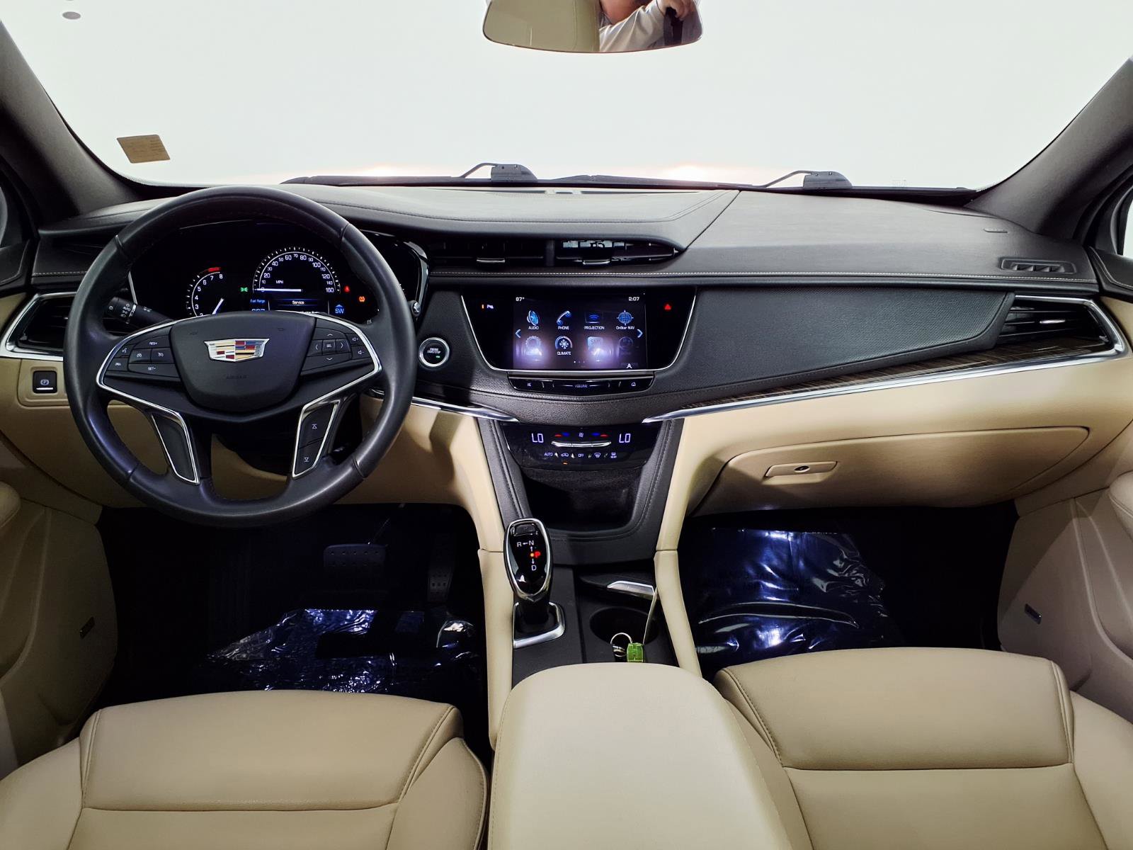 Used 2018 Cadillac XT5 FWD w/ LPO, Wheel Lock Package image 14