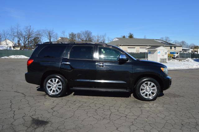 Used 2010 Toyota Sequoia Limited image 4