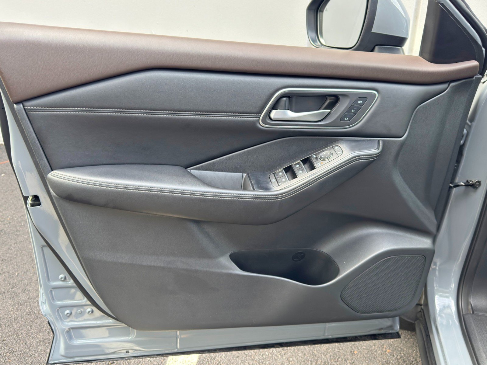 Used 2021 Nissan Rogue SL FWD image 37