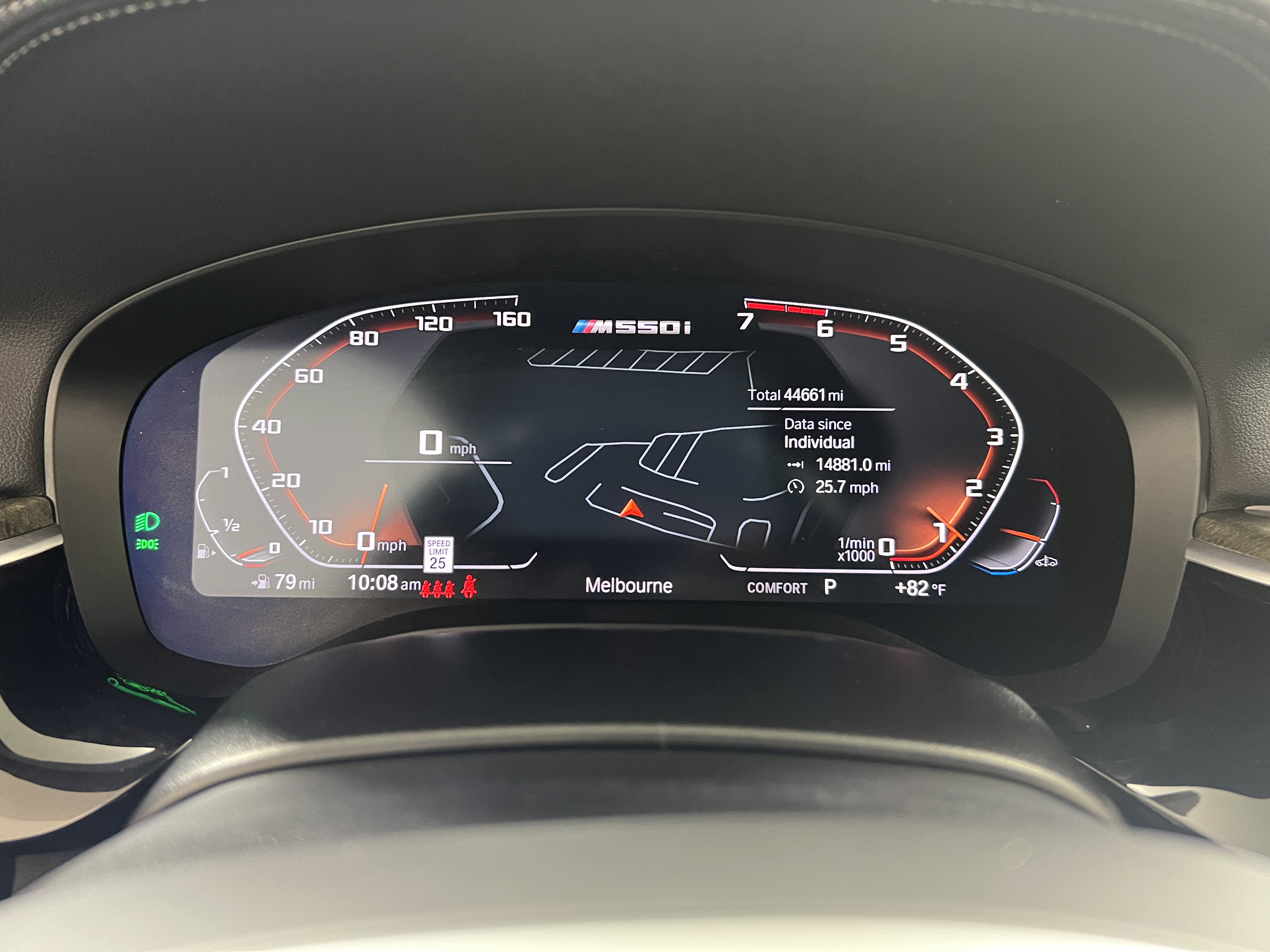 Used 2022 BMW M550i xDrive AWD/4WD image 16