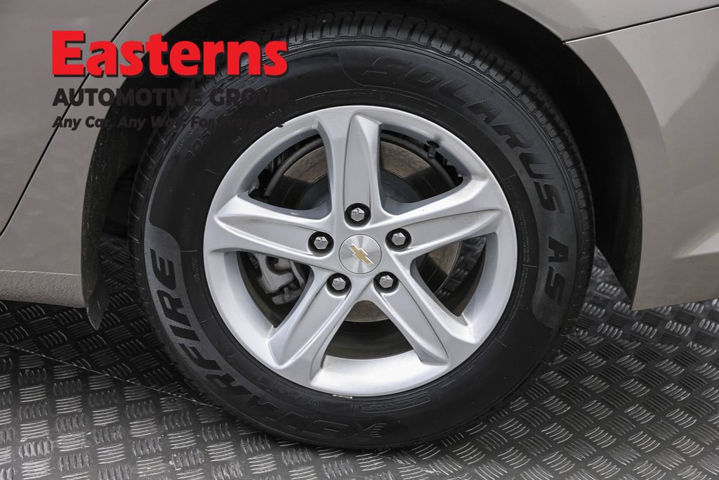 Used 2024 Chevrolet Malibu LS FWD image 32