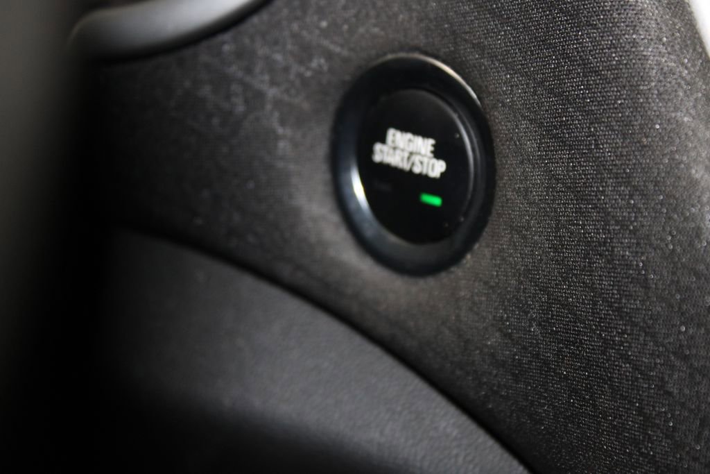 Used 2023 Chevrolet Malibu LT image 24