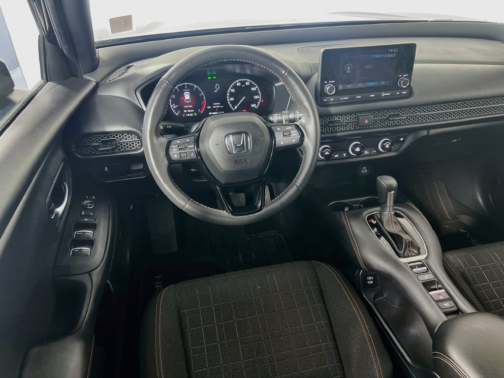 Used 2024 Honda HR-V Sport image 19