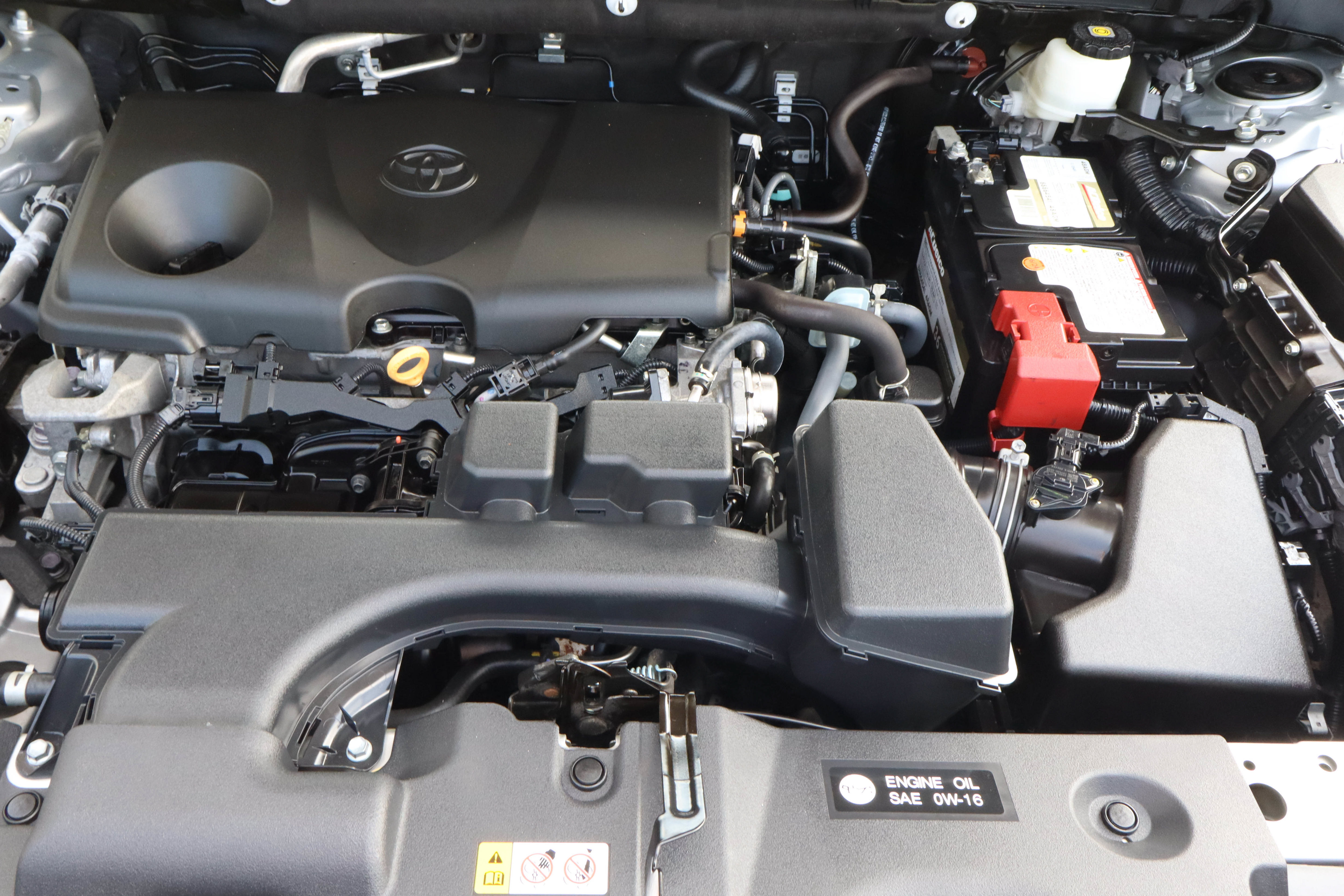 Used 2024 Toyota RAV4 XLE FWD image 17