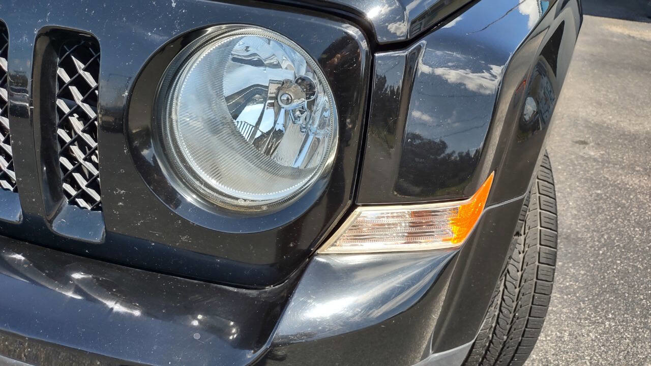 Used 2016 Jeep Patriot Sport w/ Power Value Group image 36