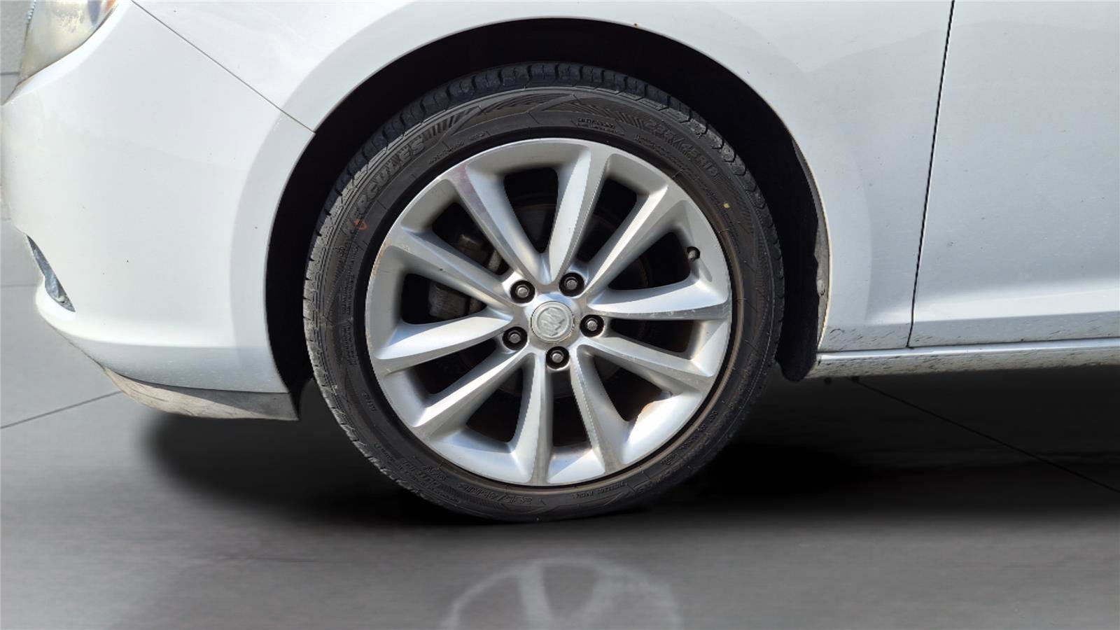 Used 2012 Buick Verano FWD image 22