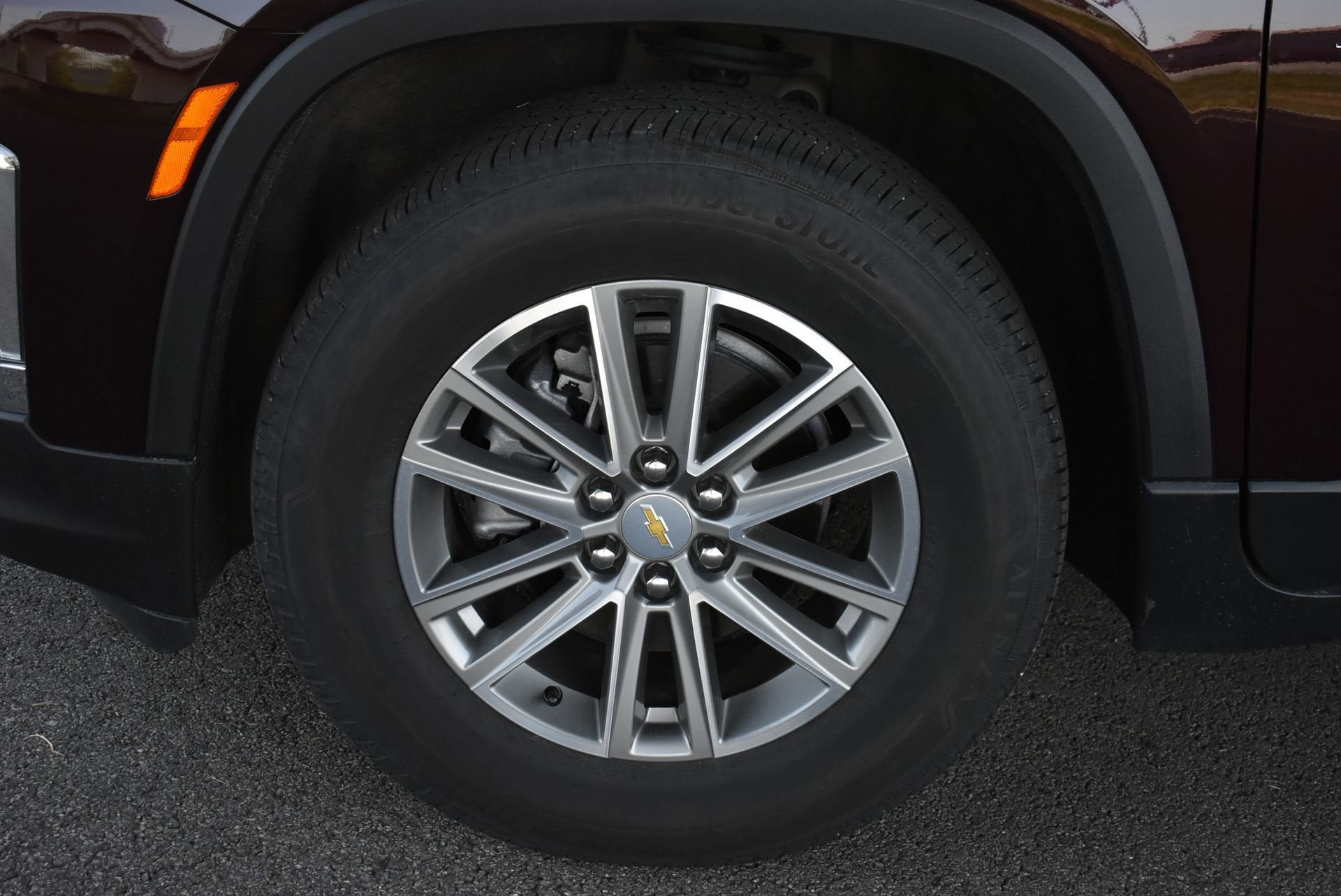 Used 2023 Chevrolet Traverse LT FWD image 11