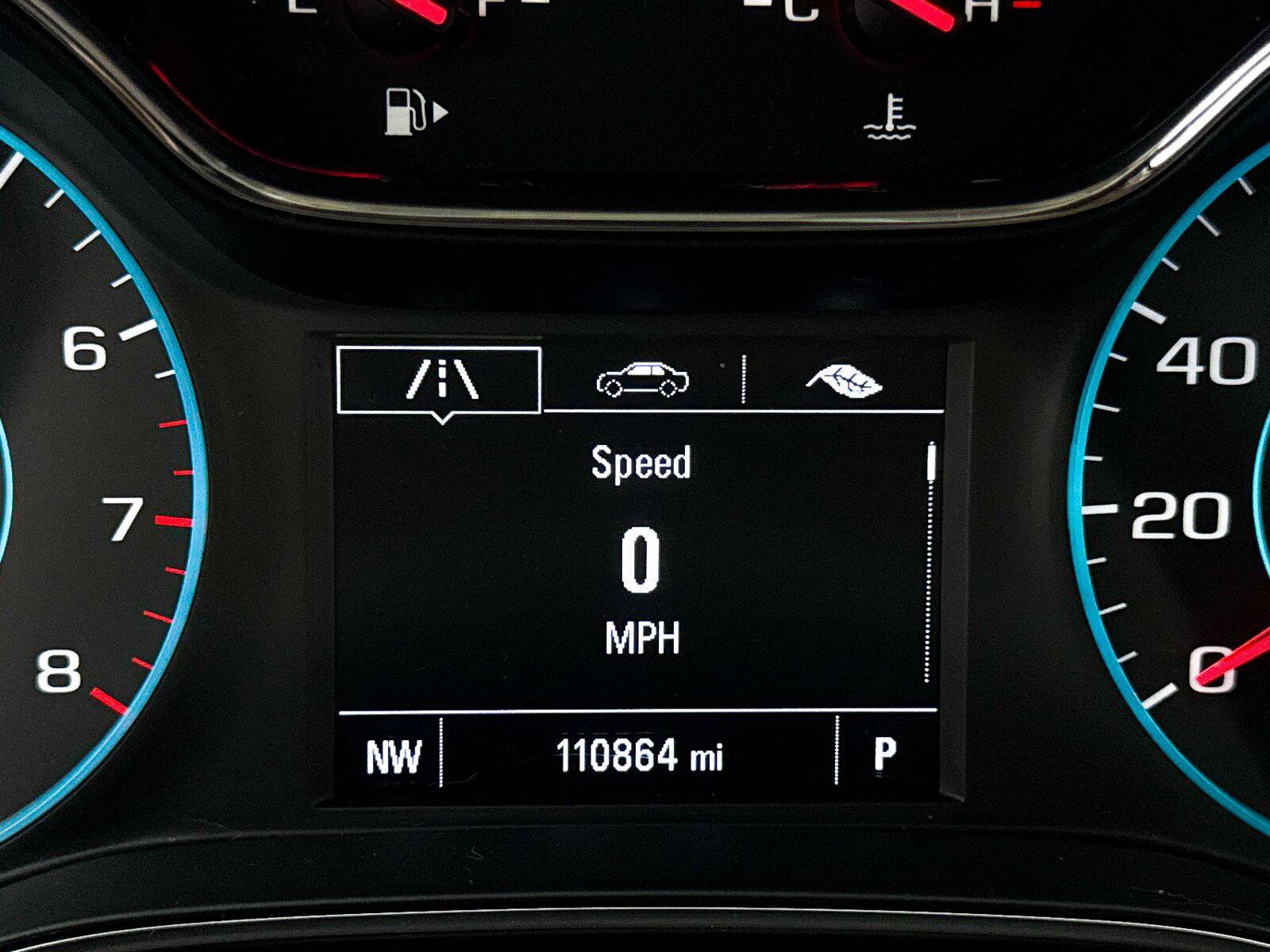Used 2018 Chevrolet Cruze LT w/ Convenience Package FWD image 29