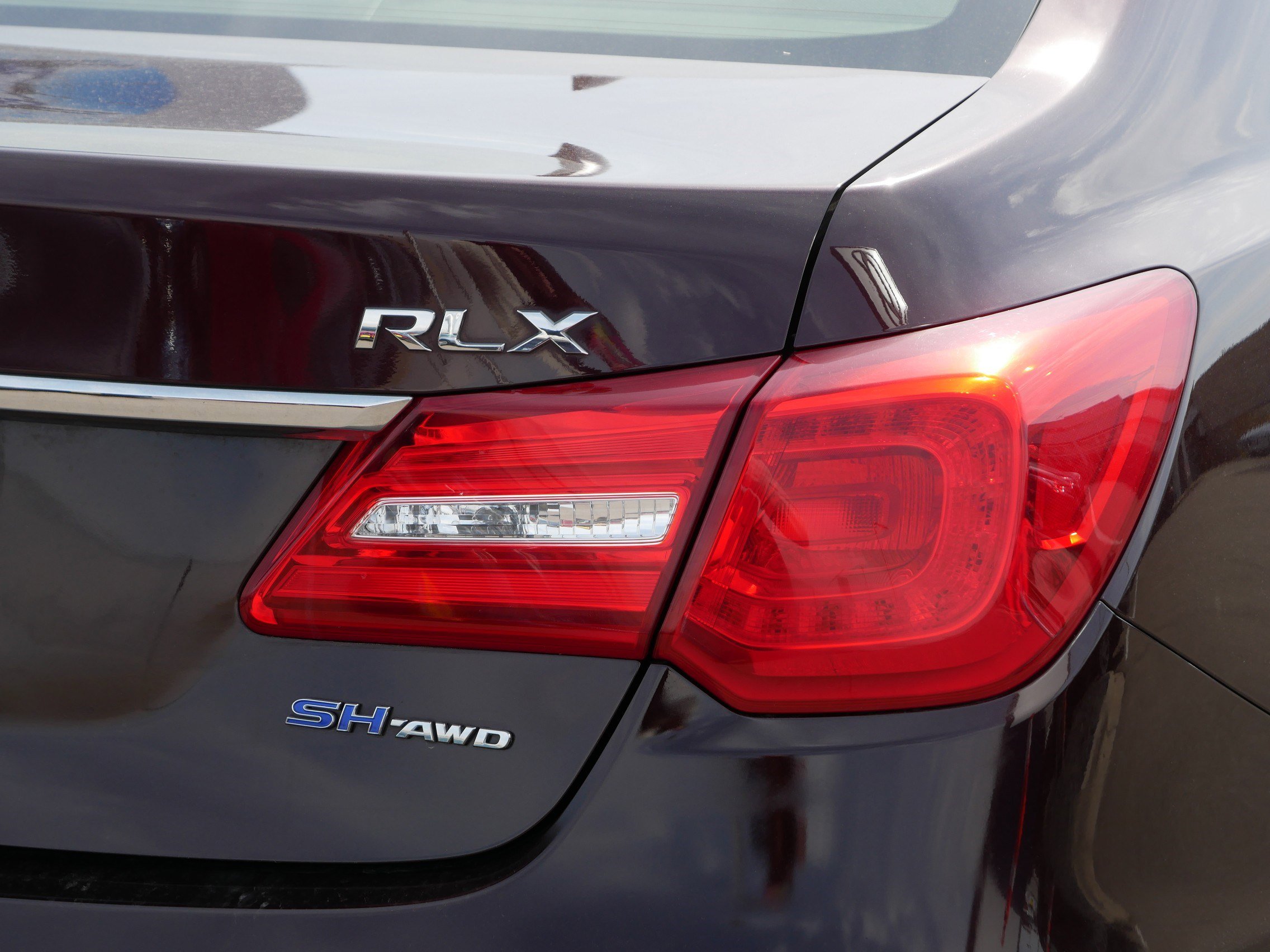 Used 2016 Acura RLX Sport Hybrid w/ Advance Pkg AWD/4WD image 17