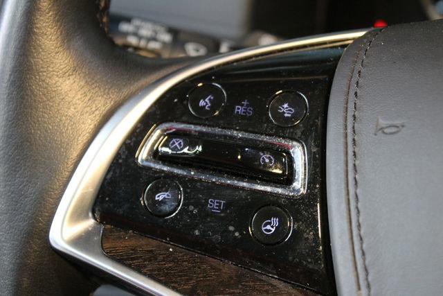 Used 2016 Cadillac Escalade Platinum AWD/4WD image 26